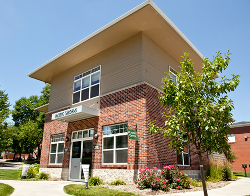 Pacific Garden Apartments
